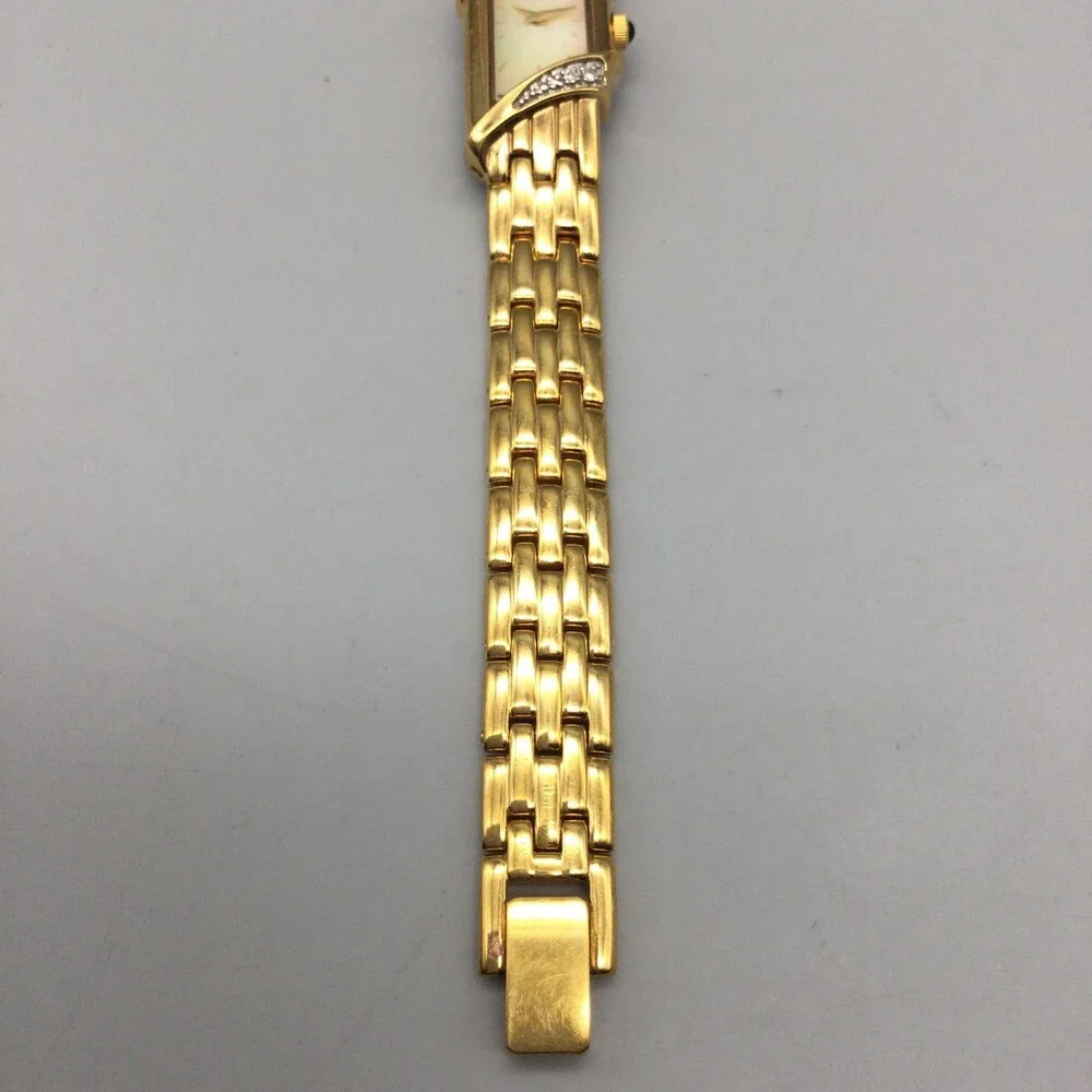 Seiko 22E20-7399 Womens Watch 14mm MOP Gold Tone Diamond New Battery 6.5